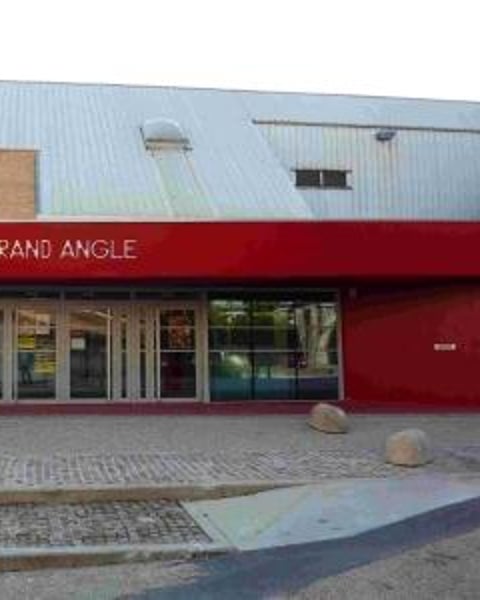 Le grand angle