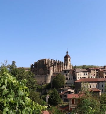 Saint-Antoine-l'Abbaye, l'éveil de la belle endormie