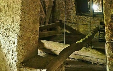 Visite nocturne et insolite des toitures classées du château du Passage.