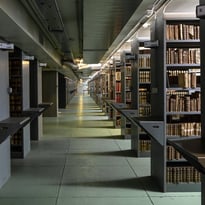Visite des magasins de conservation : Mission sauvetage des collections !