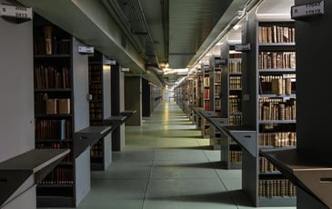 Visite des magasins de conservation : Mission sauvetage des collections !