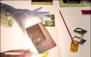 Conférence : "Les secrets de la restauration des photographies"