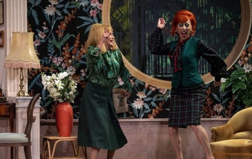 Potiche avec Clémentine Célarié & Paloma