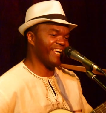 De Sète à Yaoundé avec Louis Essem : chanson française et camerounaise