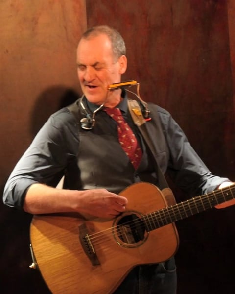 Barefoot Iano, blues australien