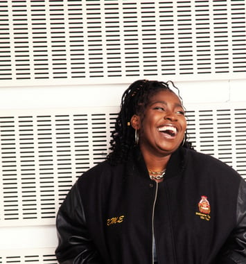 Sarah Lélé, La mauvaise éducation