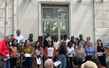 Chœur des chansons lointaines