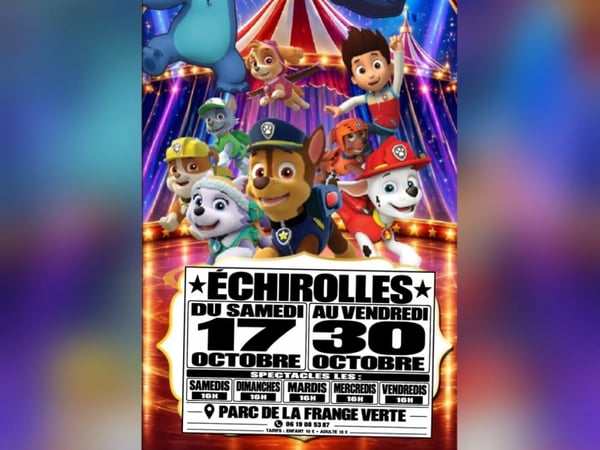 Super-Héros par le Cirque Zavattony